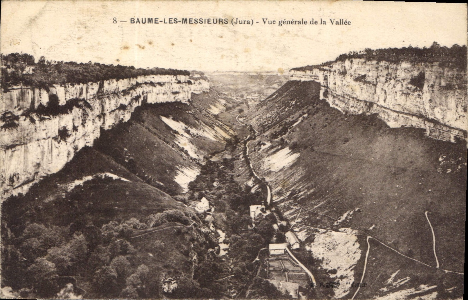 CPA Baume les Messieurs Jura Vue generale de la Vallee