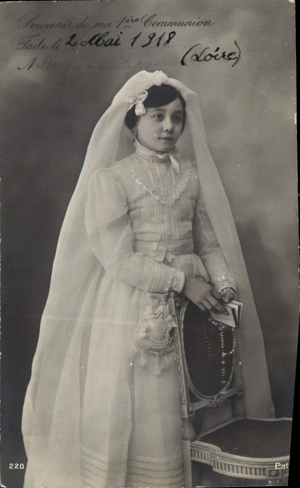 CPA Femme Communiante