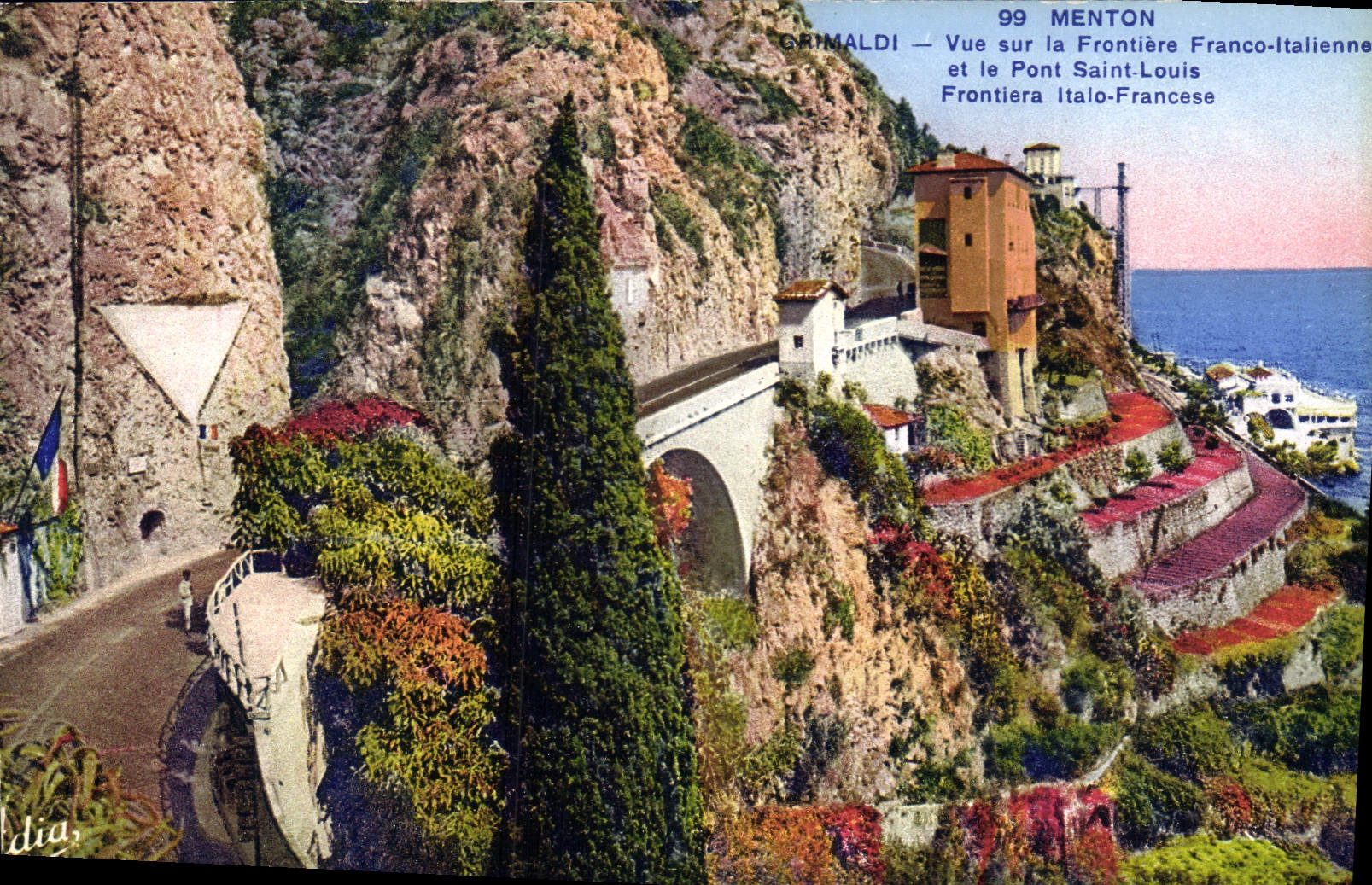 CPA Menton Vue sur la Frontiere Franco Italienne et le Pont Saint Louis Frontiera Italo Francese