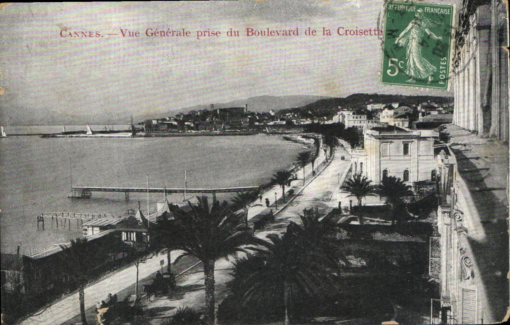 CPA Cannes Vue Generale prise du Boulevard de la Croisette 