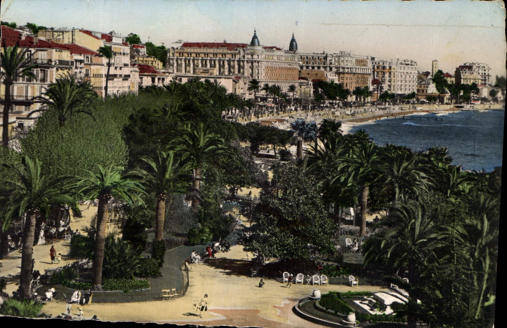 CPA Cannes Les Jardins et les Hotels sur la Croisette 