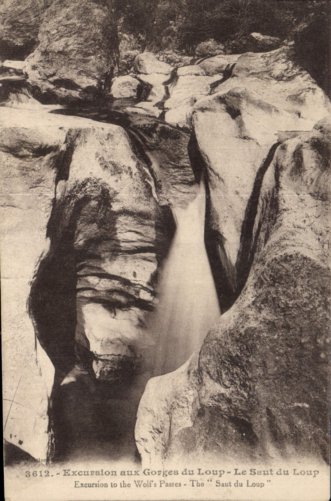 CPA Excursion aux Gorges du Loup Le Saut du Loup