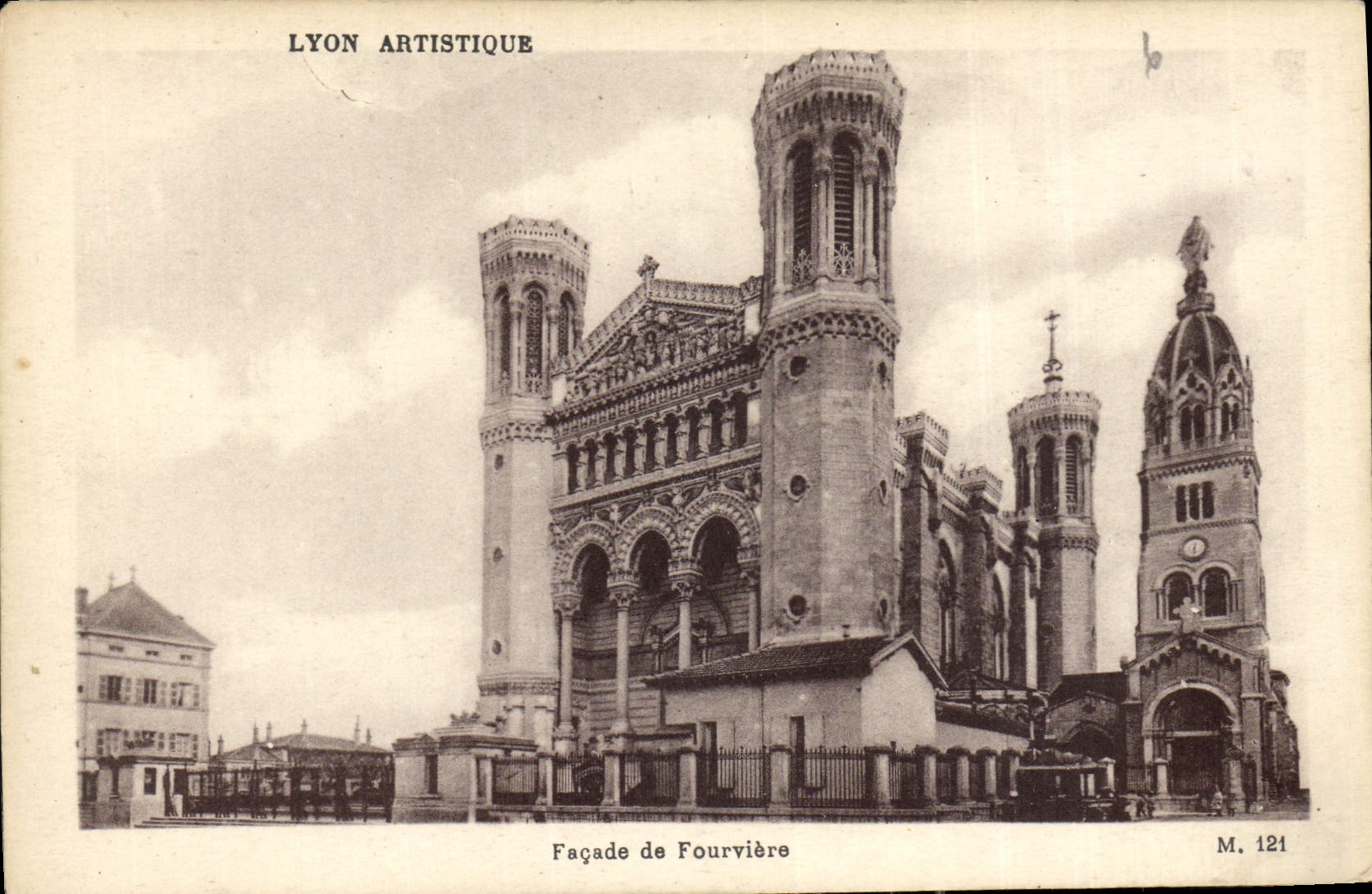 CPA Lyon Facade de Fourviere 