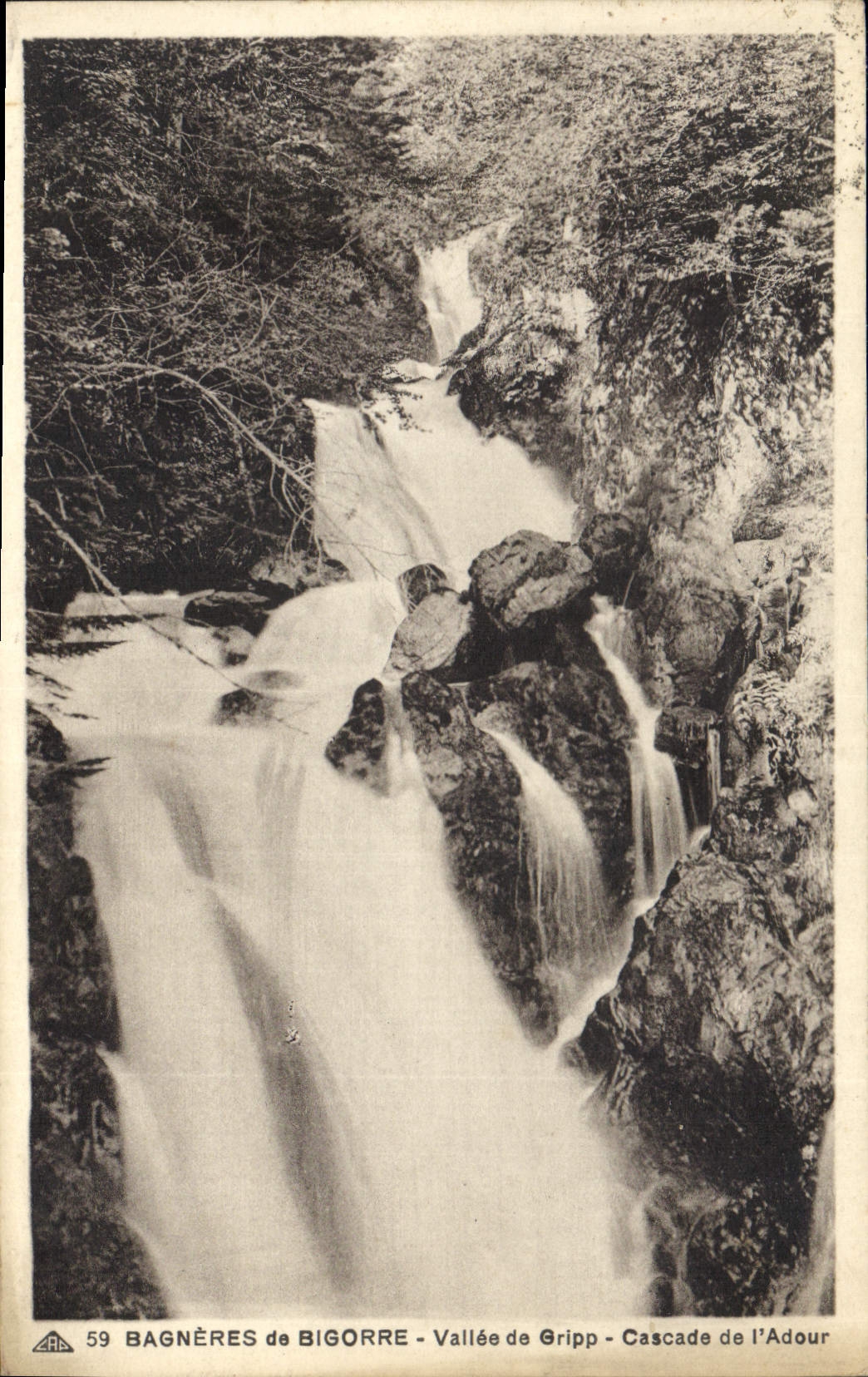 CPA Bagneres de Bigorre Vallee de Gripp Cascade de l'Adour
