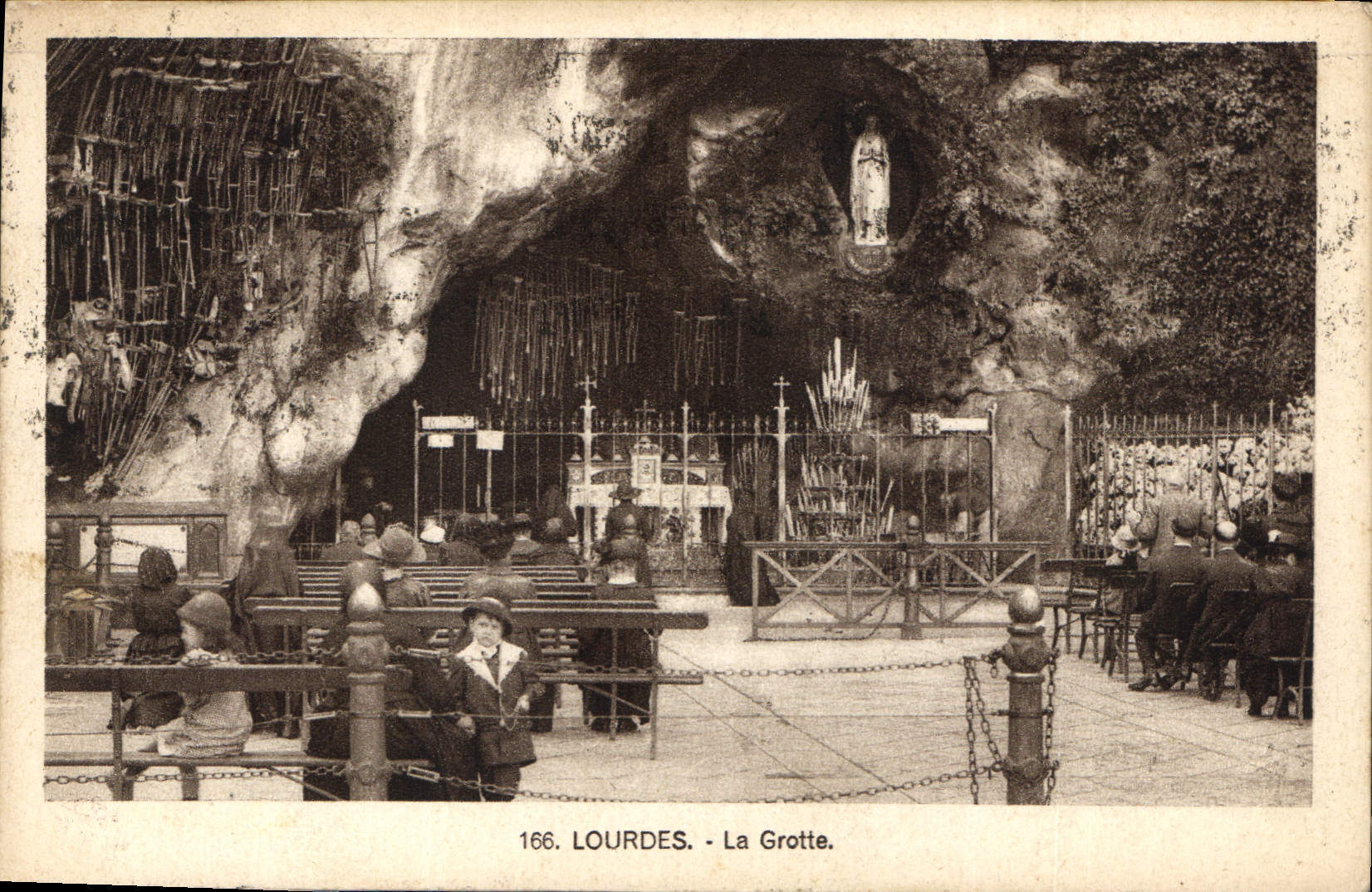 CPA Lourdes La Grotte 