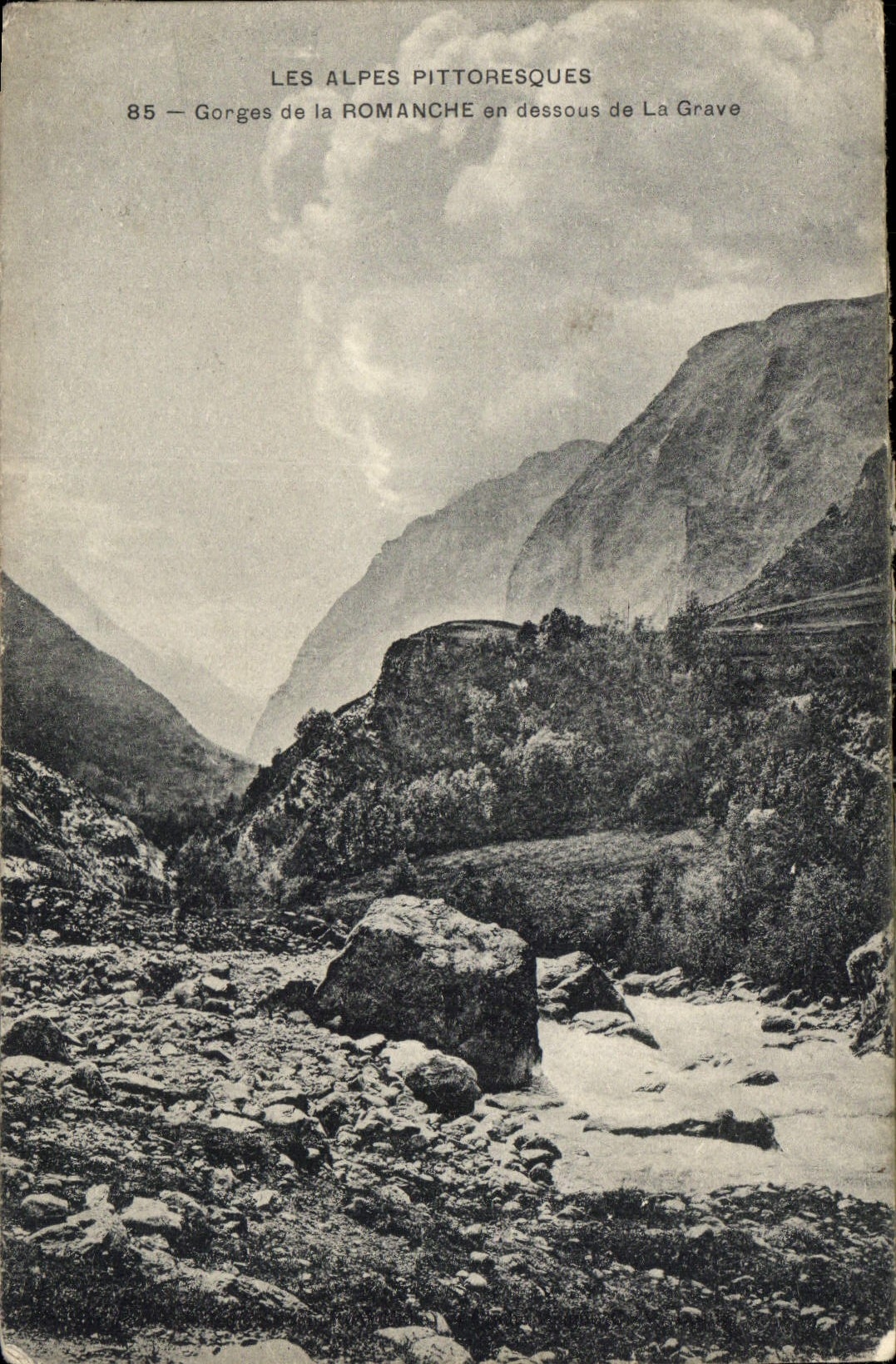 CPA Les Alpes Pittoresques Gorges de la Romanche en dessous de la Grave 