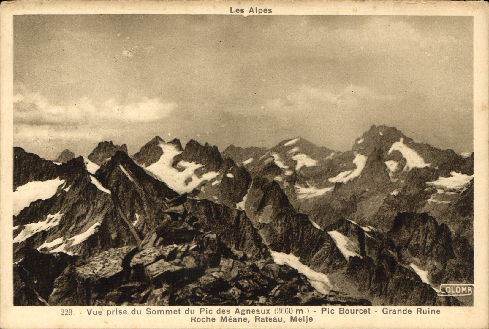 CPA Vue prise sommet du Pic des Agneaux Pic Bourcet Ruine Roche Meane Rateau Meije 