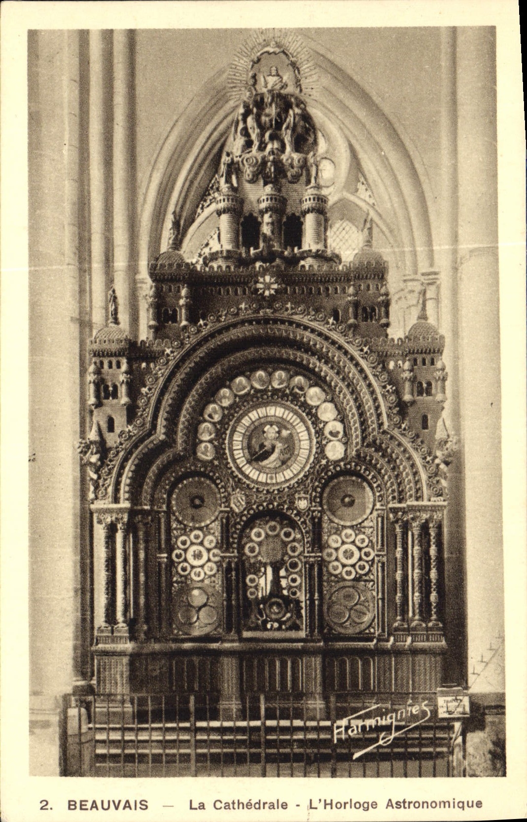 CPA Beauvais la Cathedrale L'Horloge Astronomique 