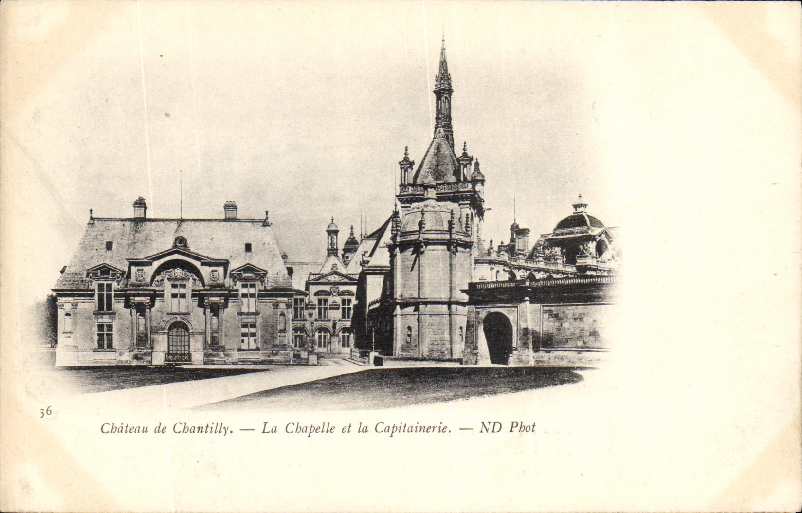 CPA Chateau de Chantilly La Chapelle et la Capitainerie