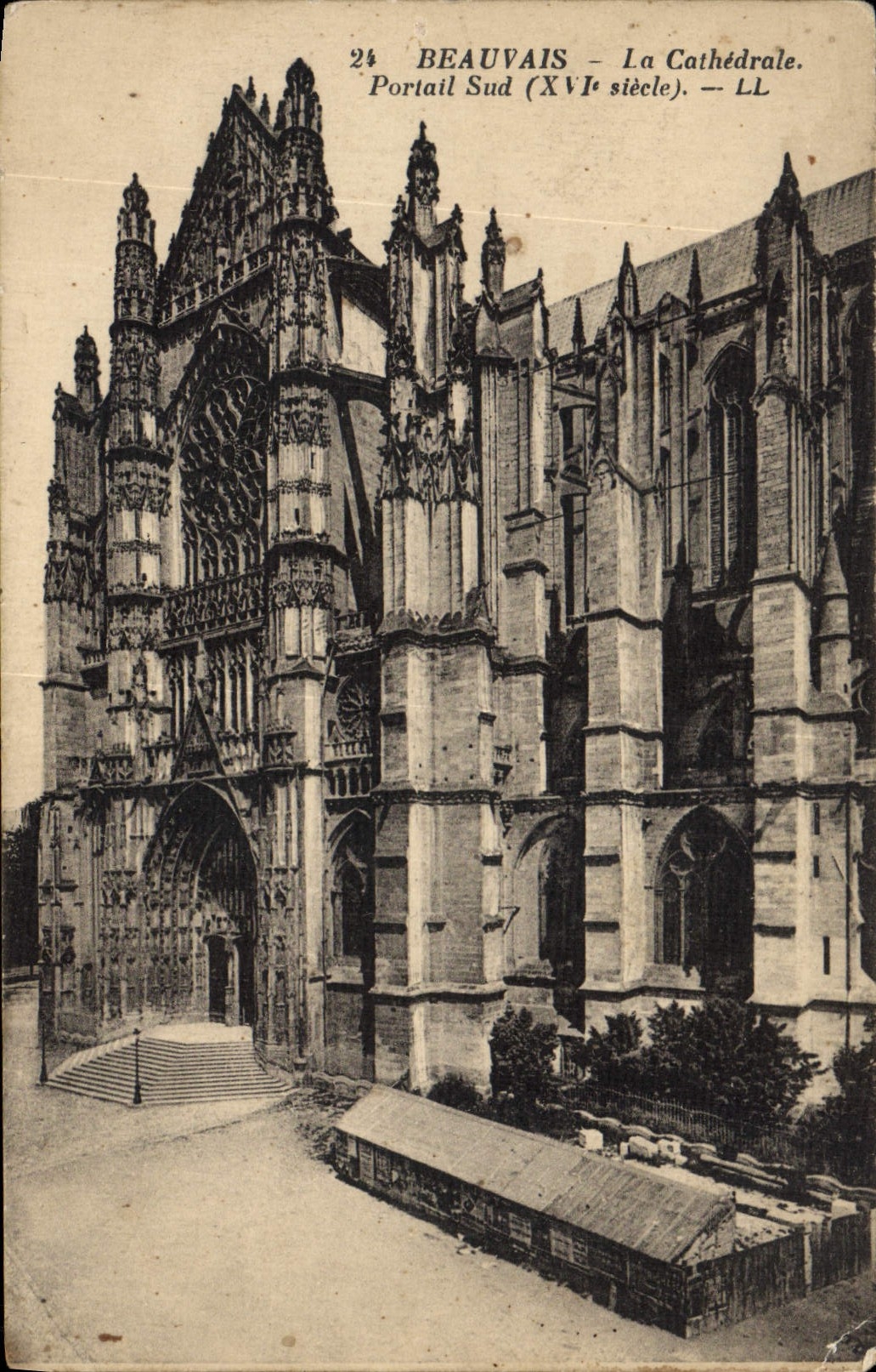 CPA Beauvais La Cathedrale Portail sud XVI siecle 