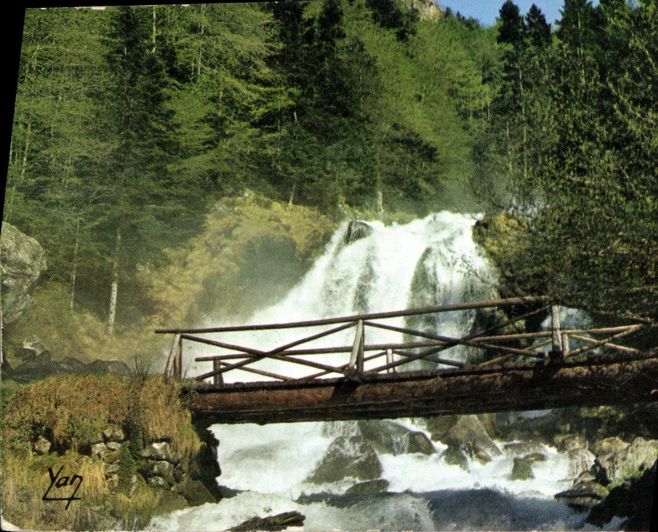 CPA Cauterets Htes Pyr Cascade de Lutour Classe 3 site de France 