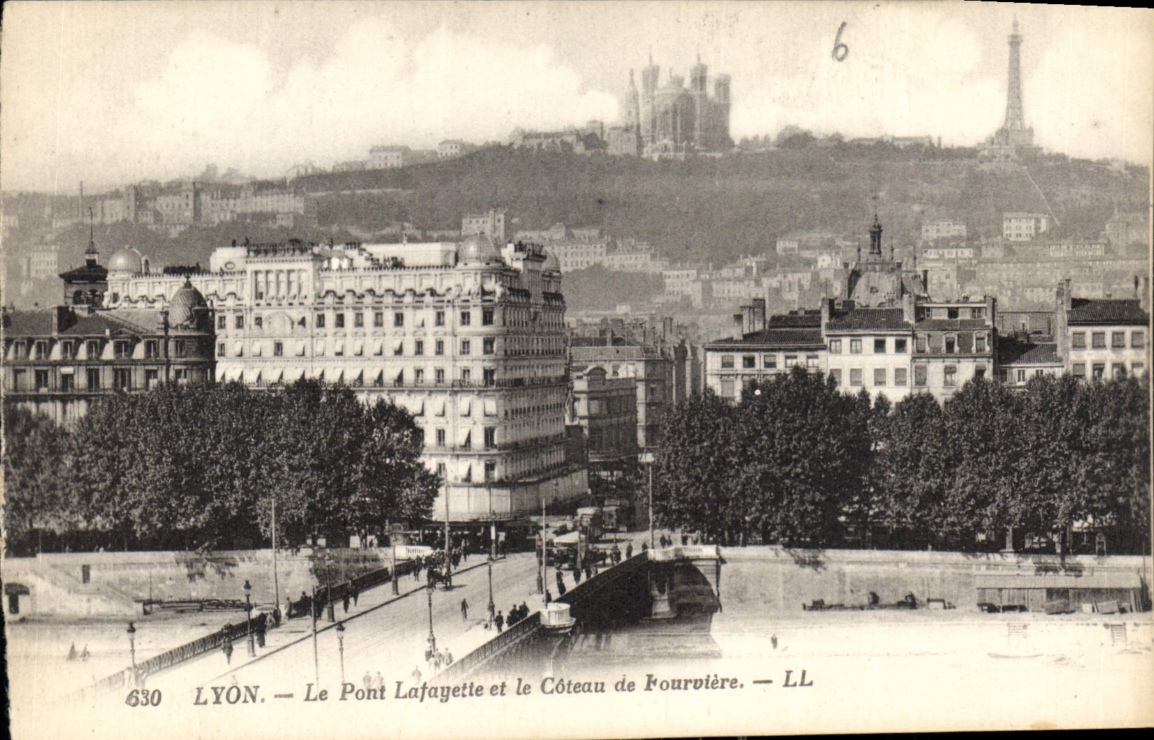 CPA Lyon Le Pont Lafayette et le Coteau de Fourvierre