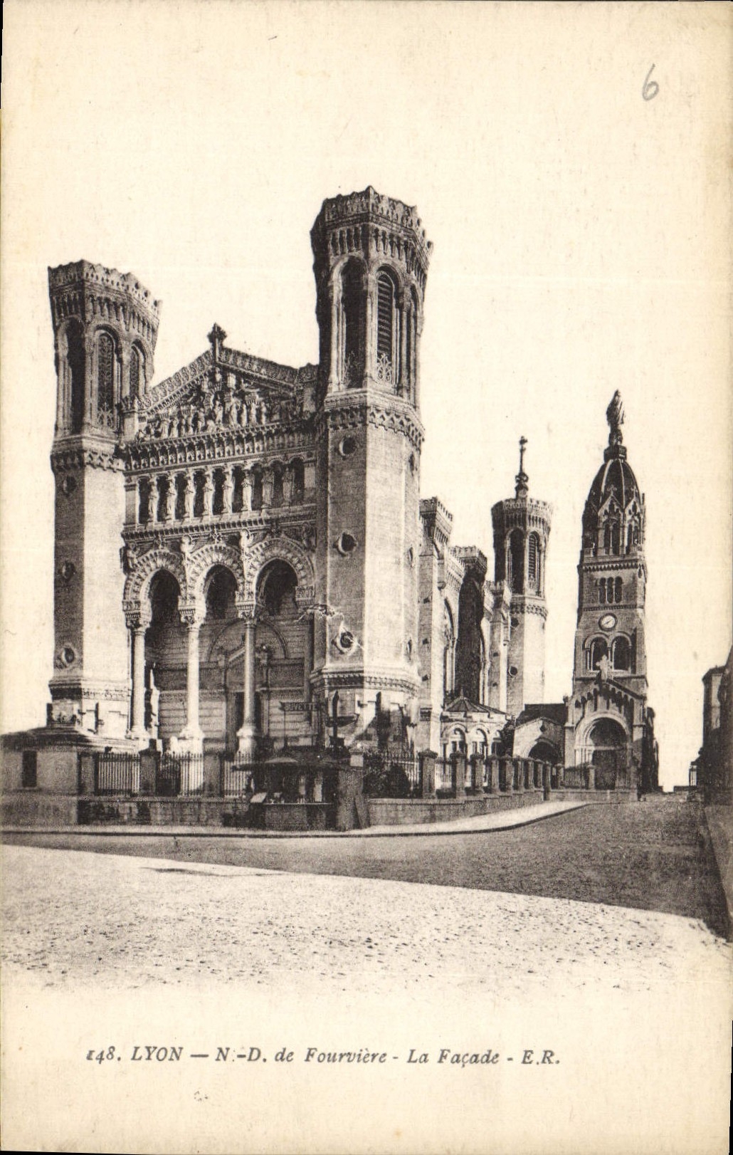 CPA Lyon ND de Fourvierre La Facade 