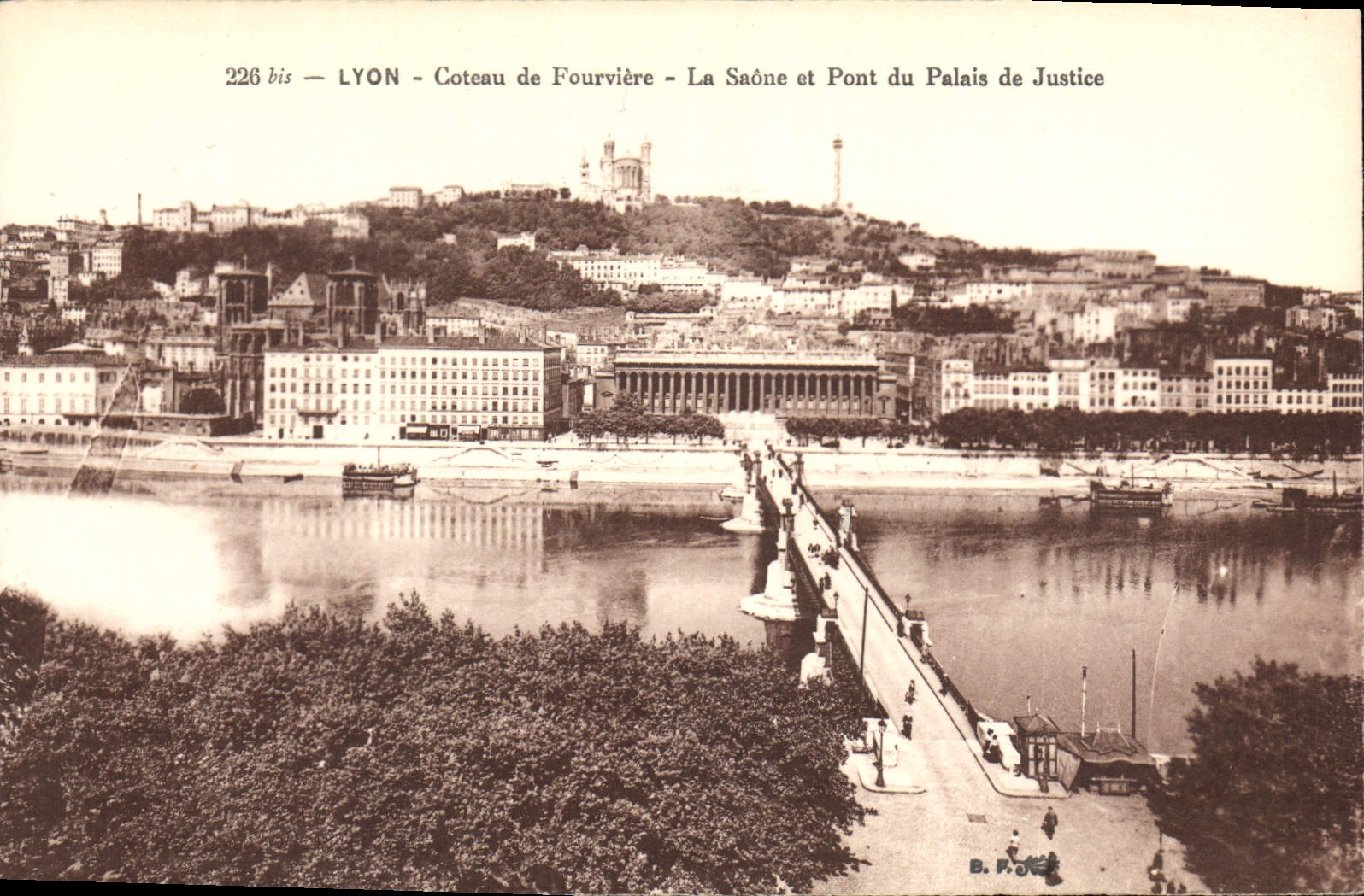 CPA Lyon Coteau de Fourvierre la Saone et Pont du Palais de Justice 