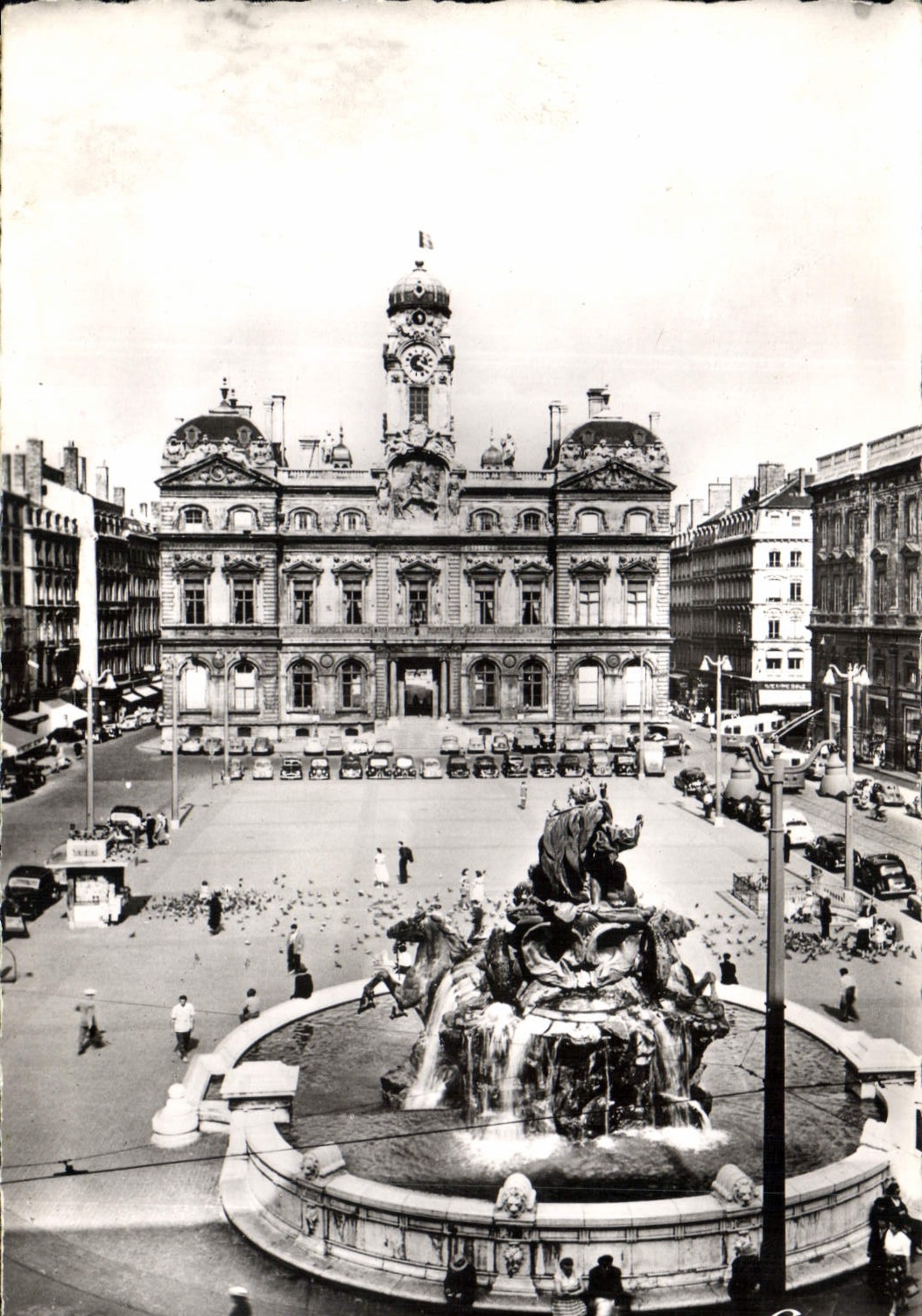CPA Lyon Place des Terreaux  