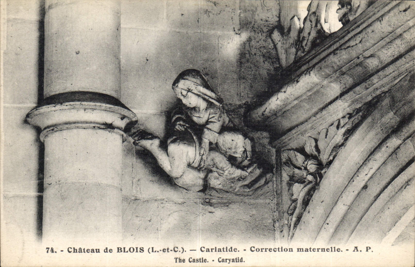 CPA Chateau de Blois L et C Cariatide Correction Maternelle 