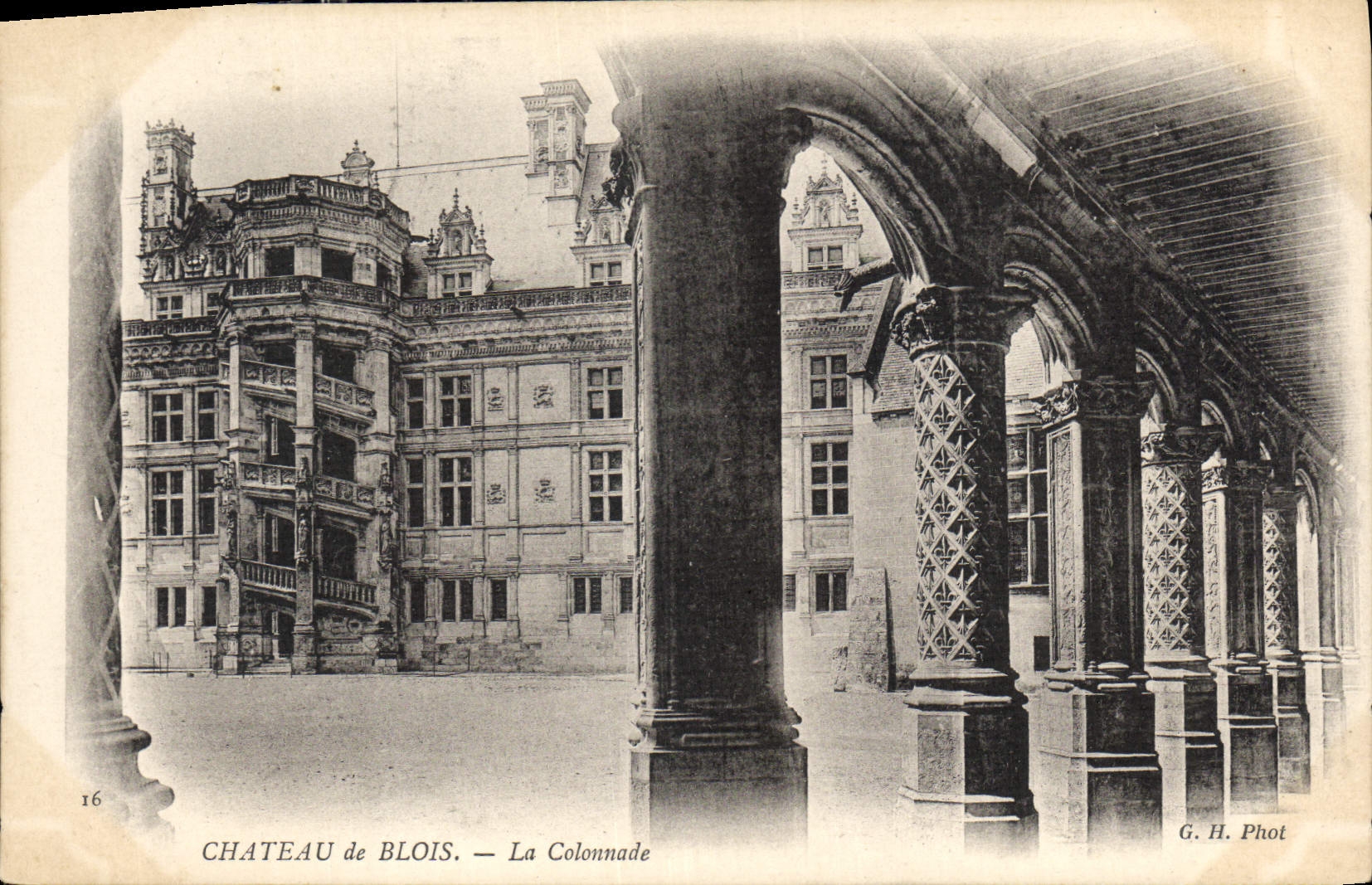 CPA Chateau de Blois la Colonnade 