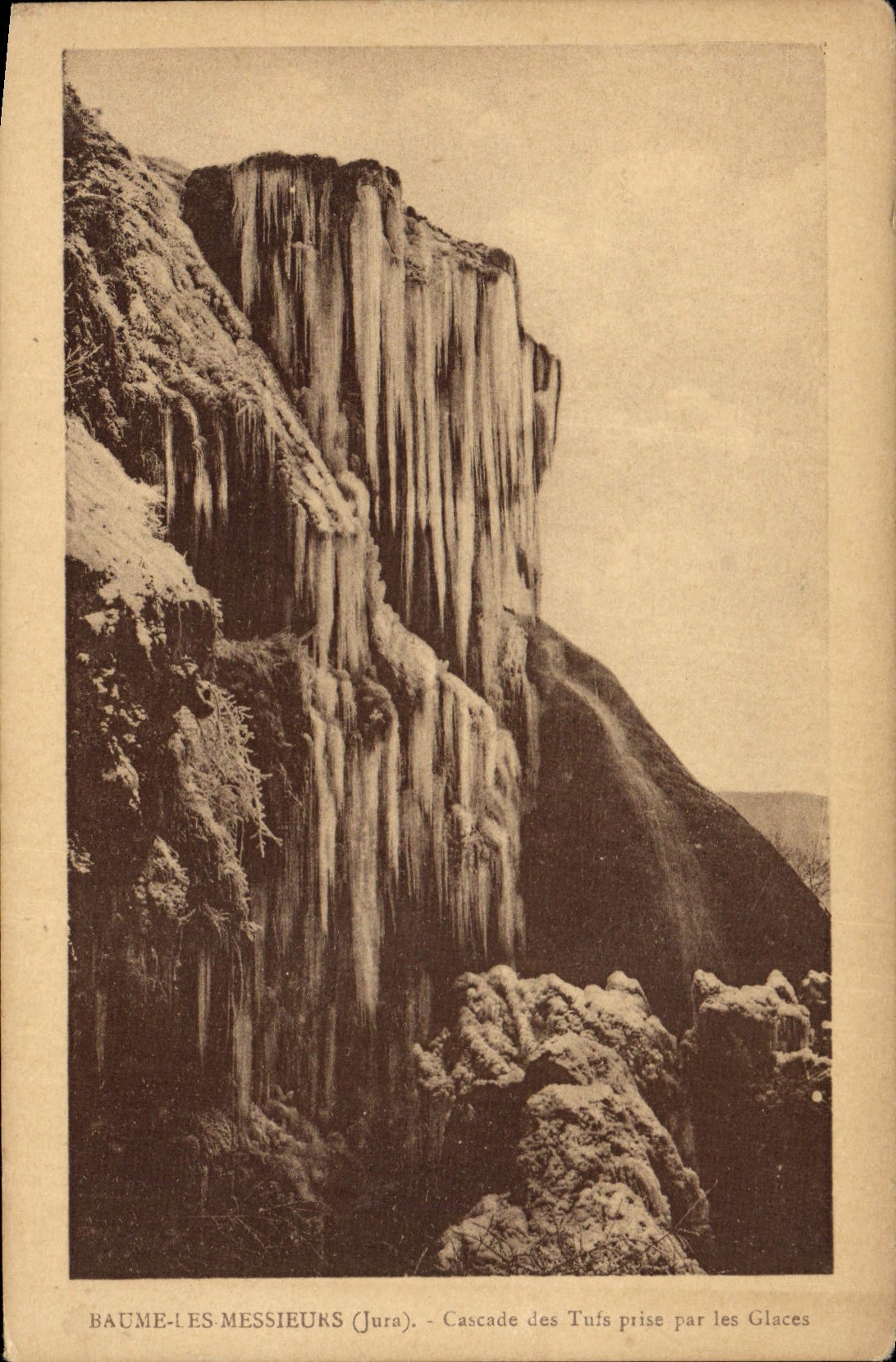 CPA Baume les Messieurs Jura Cascade des Tufs prise par les Glaces 