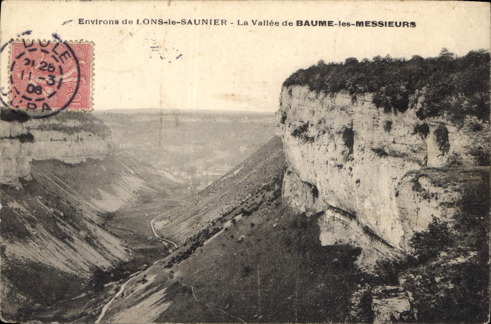 CPA Environs de lous le saunier la Vallee de Baume les Messieurs 