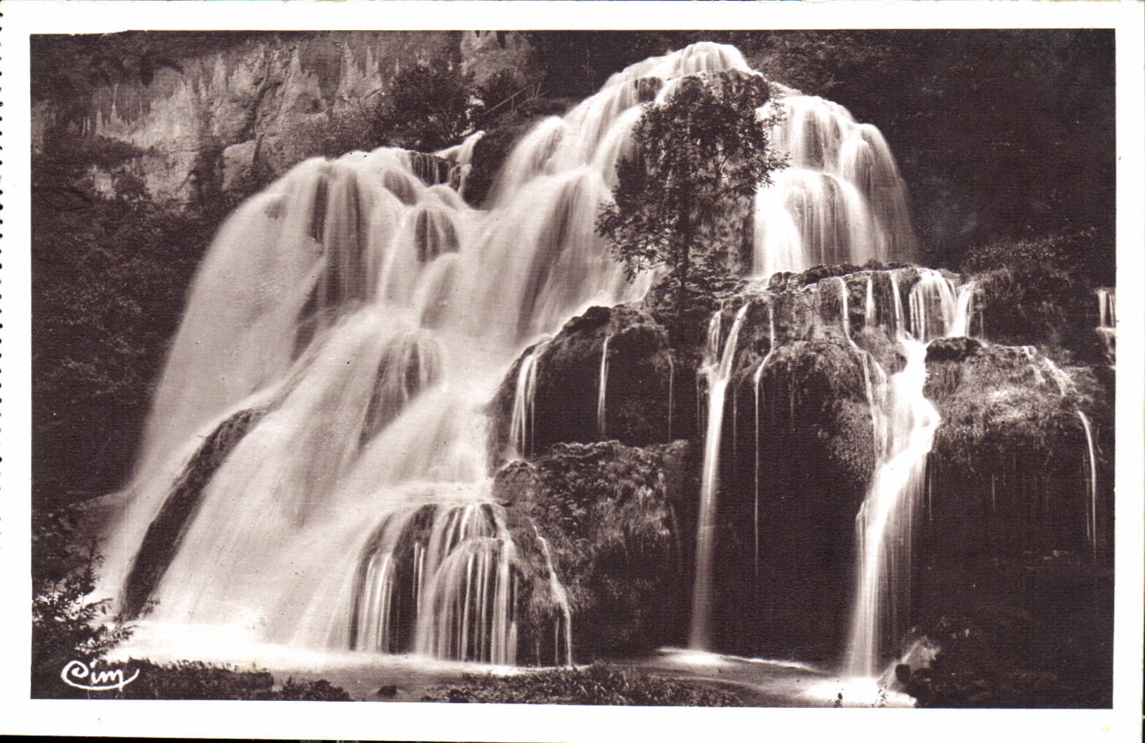 CPA Grottes de Baume les Messieurs Jura Cascade des Tufs