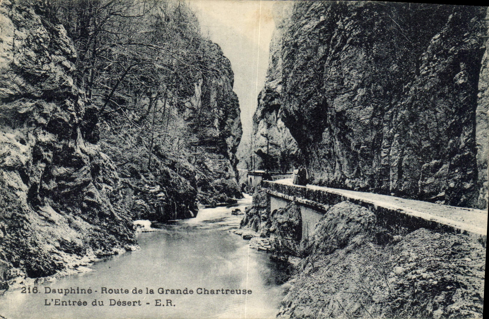 CPA Dauphine Route De la Grande Chartreuse l'Entree du Desert 