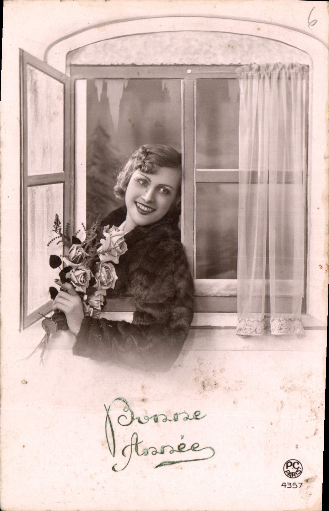 CPA Bonne Annee Femme