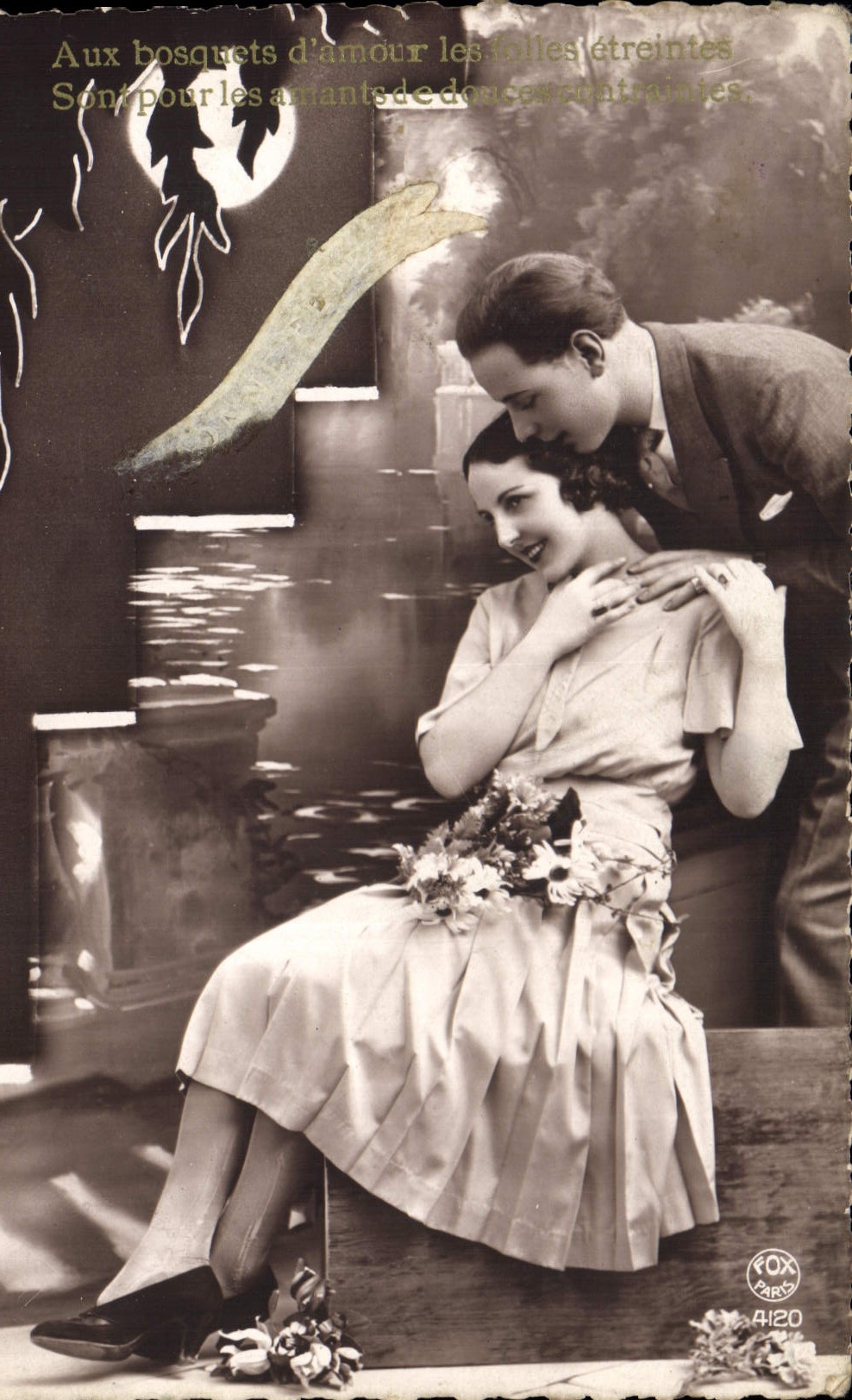 CPA Aux bosquets d'amour les lies etrientes sout pour Femme