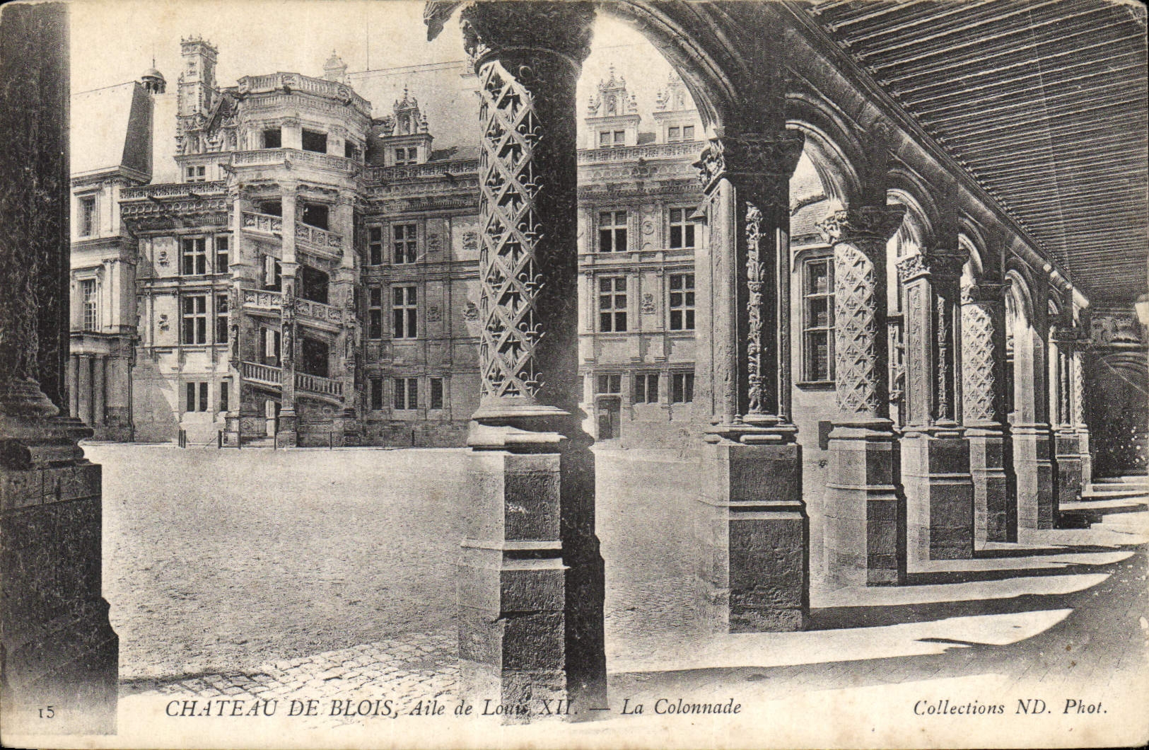 CPA Chateau de Blois Aile de Louis XII la Colonnade  