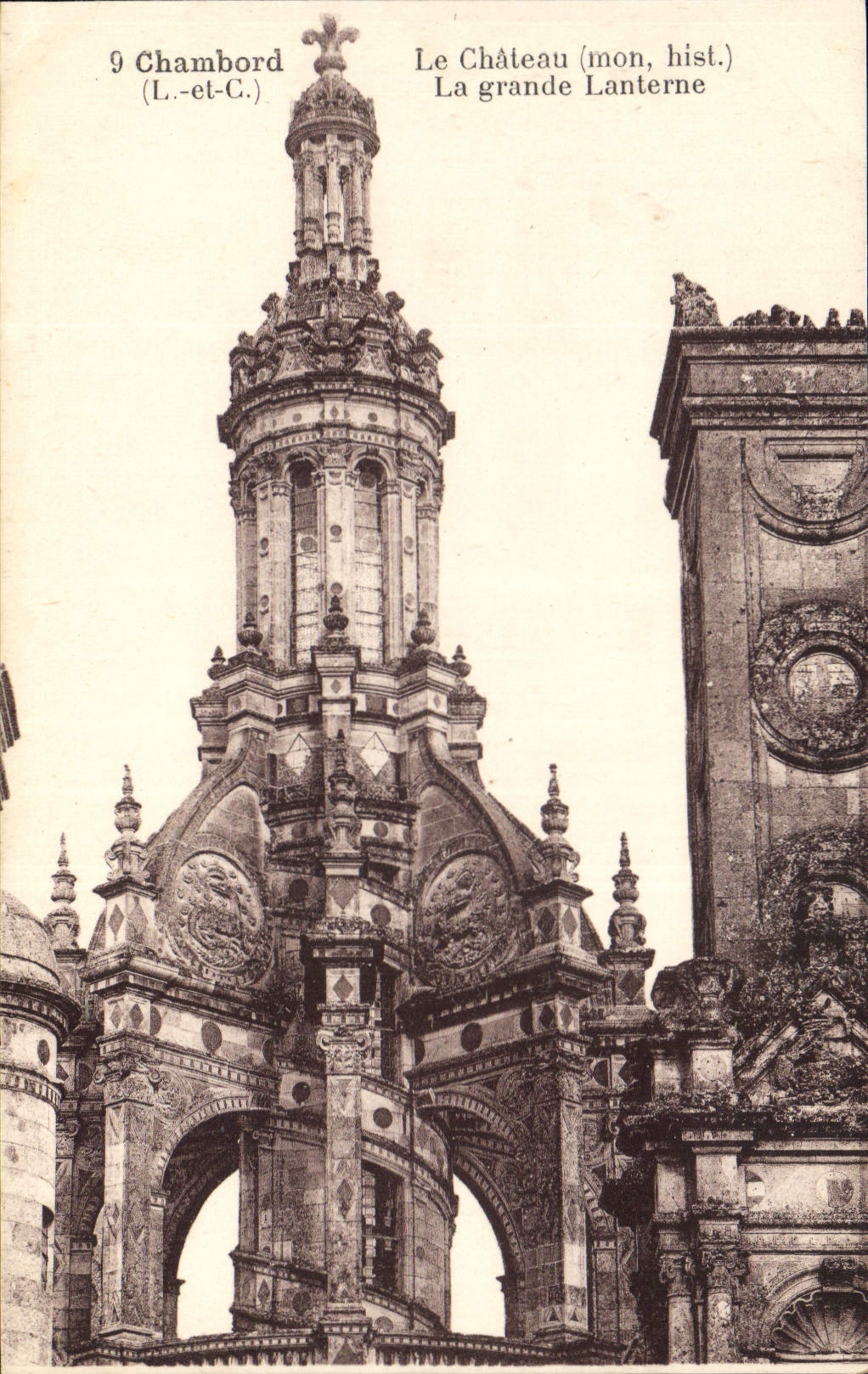 CPA Chambord Le Chateau mon hist La Grande Lanterne