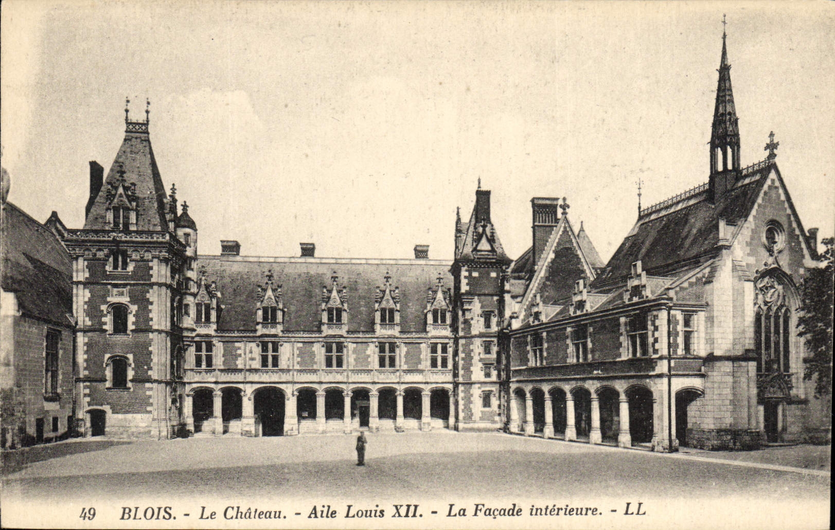 CPA Blois le Chateau Aile Louis XII La Facade Interieure 