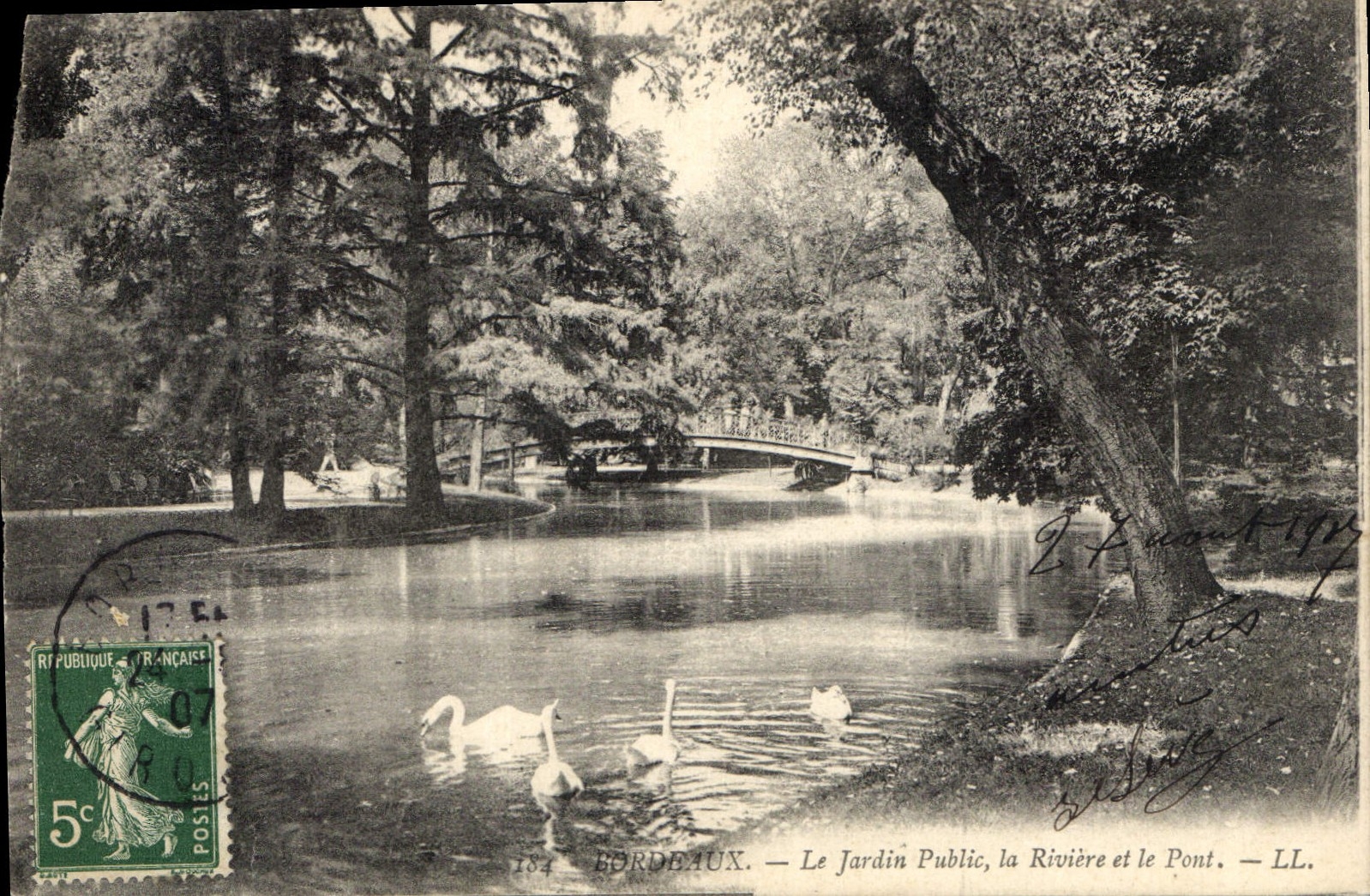 CPA Bordeaux Le Jardin Public la Rivierre et le Pont