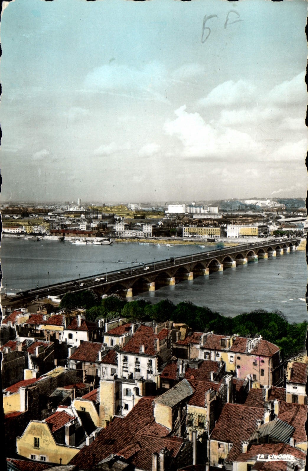 CPA Bordeaux Gironde Le Pont Sur la Garonne 