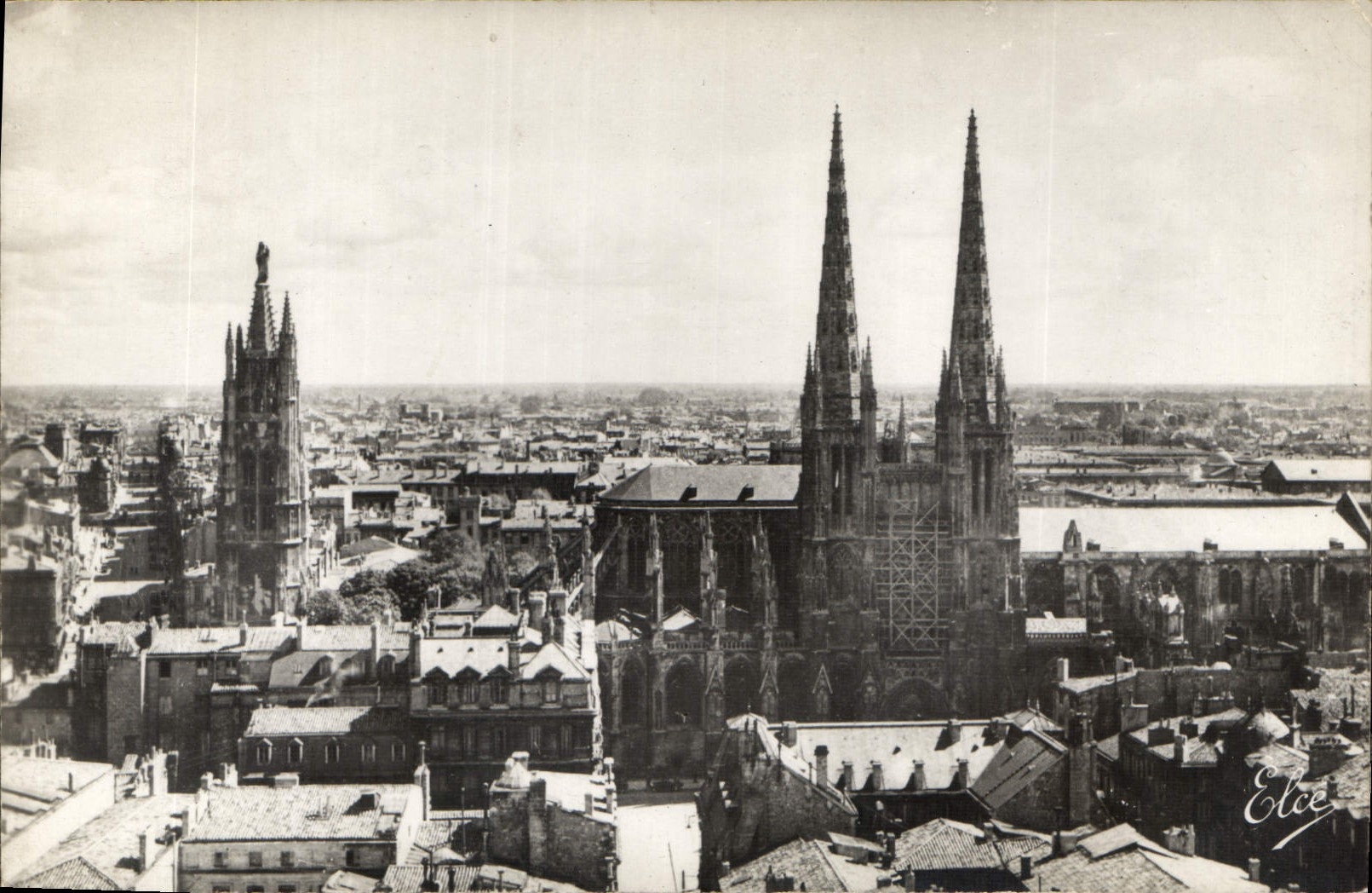 CPA Bordeaux vue panoramique 