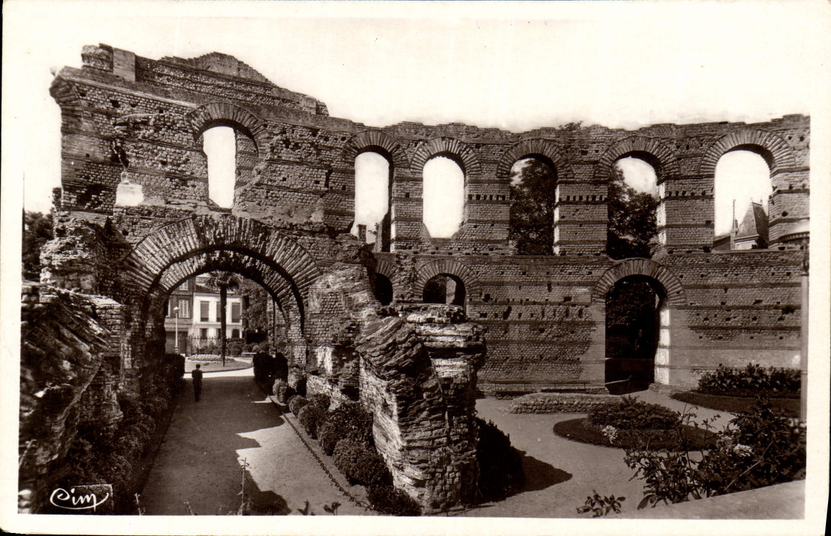 CPA Bordeaux Gironde les Ruinnes Romaines du Palais Gallien