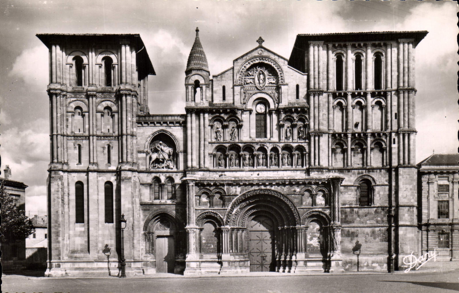 CPA Bordeaux l'Eglise Sainte Croix 