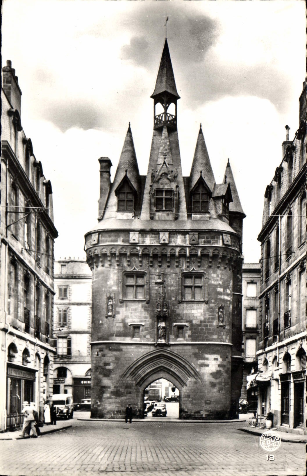 CPA Bordeaux La Porte du Palais 