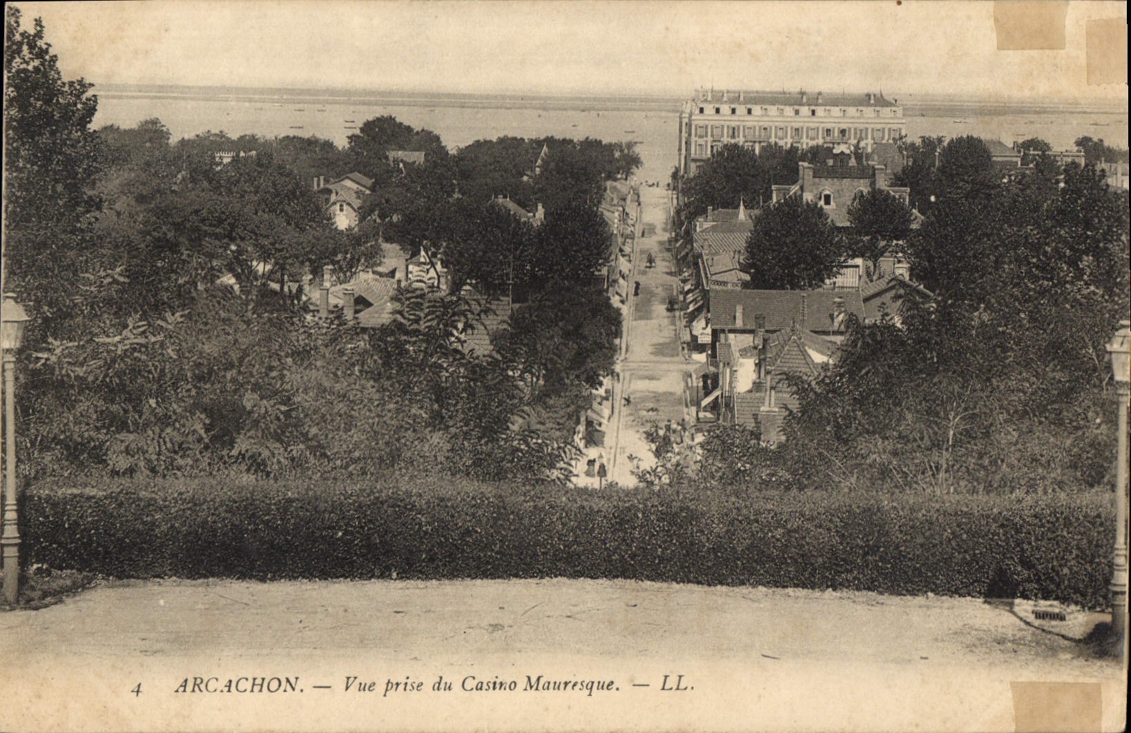 CPA Arcachon vue prise du casino Mauresque