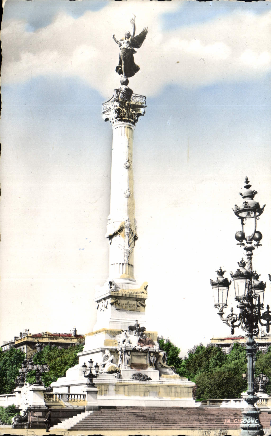 CPA Bordeaux Gironde Le Monument des Girondins