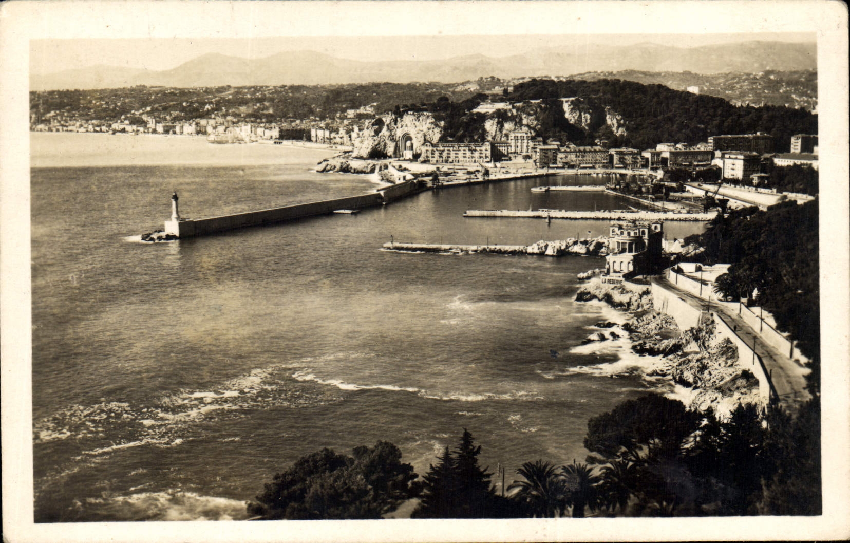 CPA Nice Vue generale prise du Mont Boron