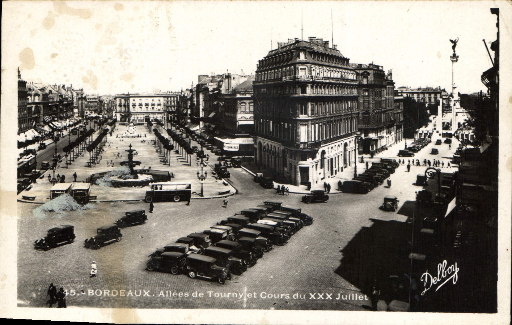 CPA Bordeaux Allees de Tourny et Cours de XXX Juillet