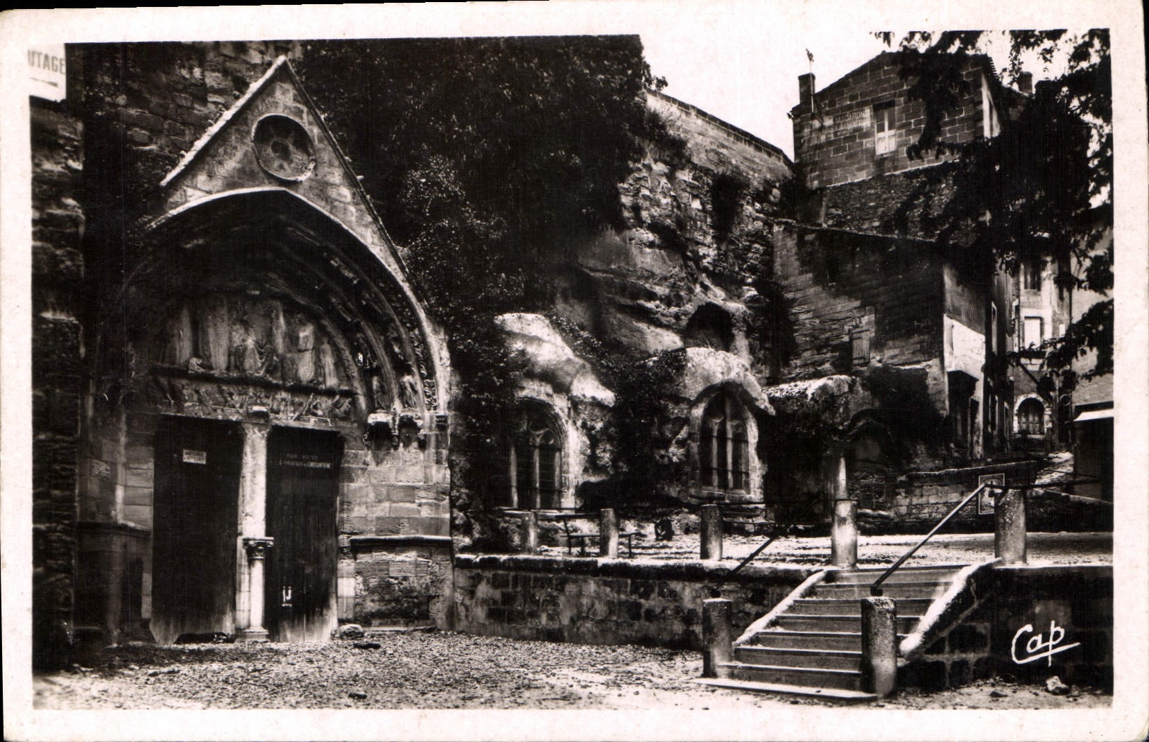 CPA Saint Emilion Eglise Monolithe Partie Sud
