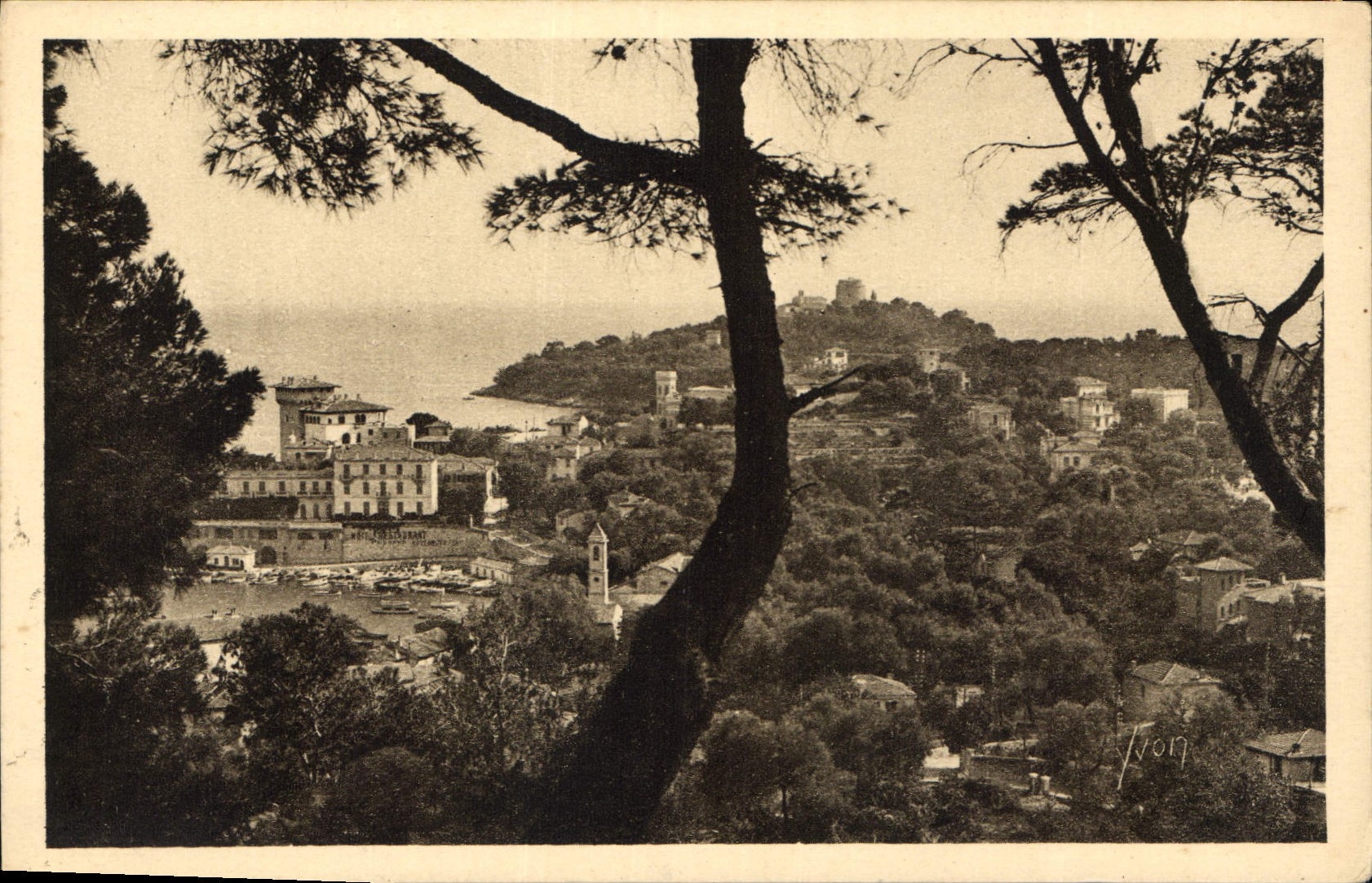 CPA Beaulieu Vue Generale 