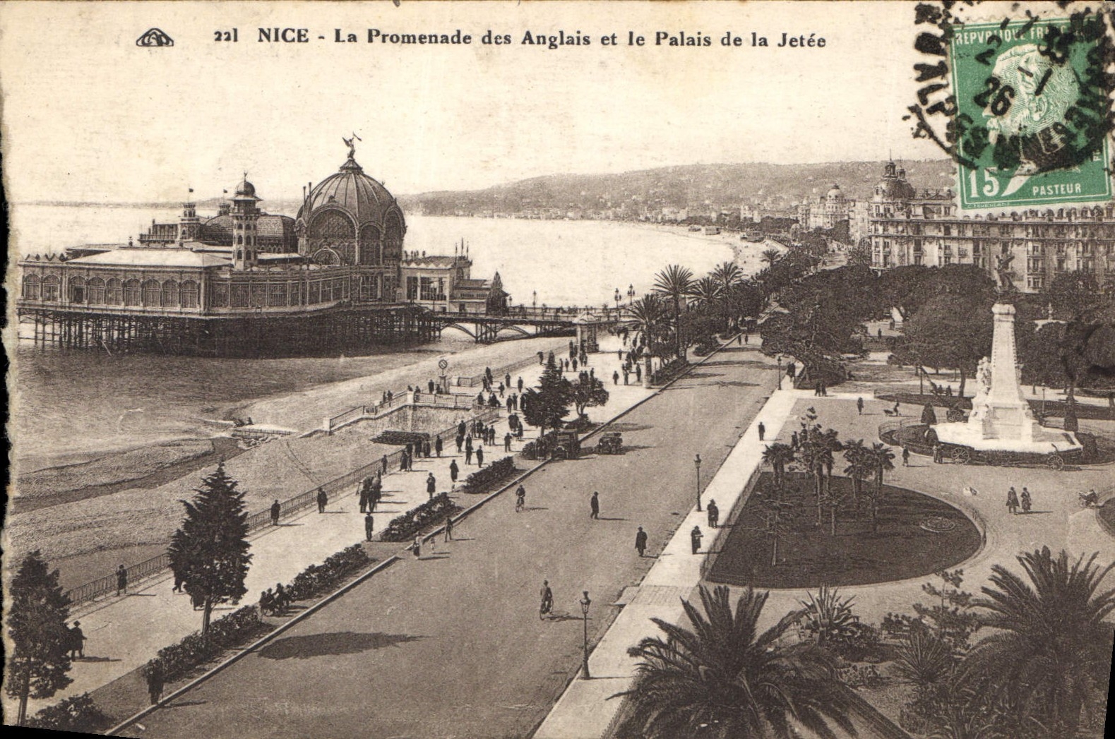 CPA Nice La Promenade des Anglais et le Palais de la Jetee 