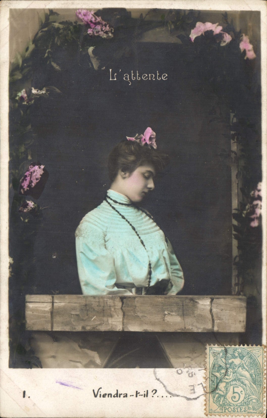 CPA Viendra r il Femme