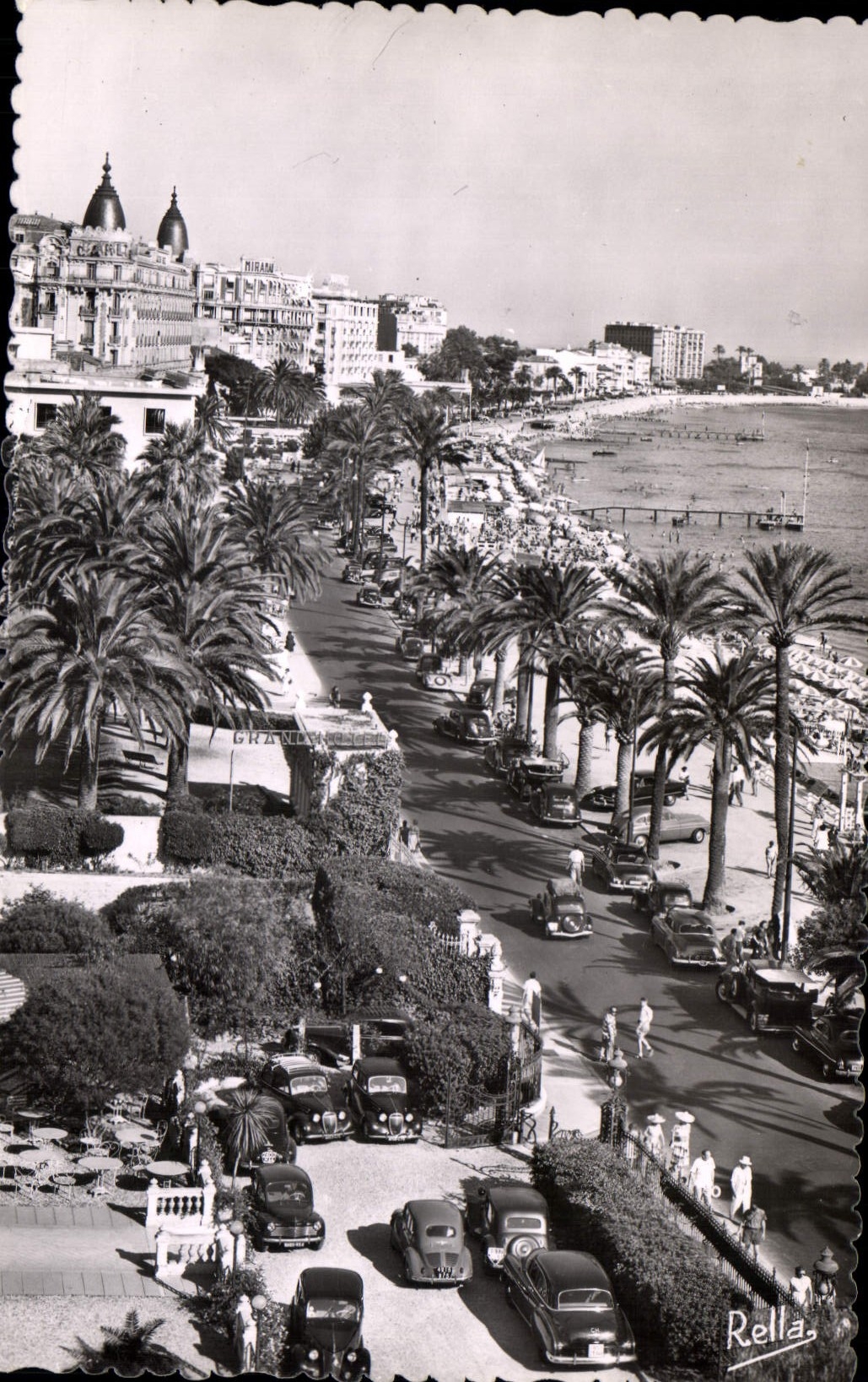 CPA Cannes Le Boulevard de la Croisette 