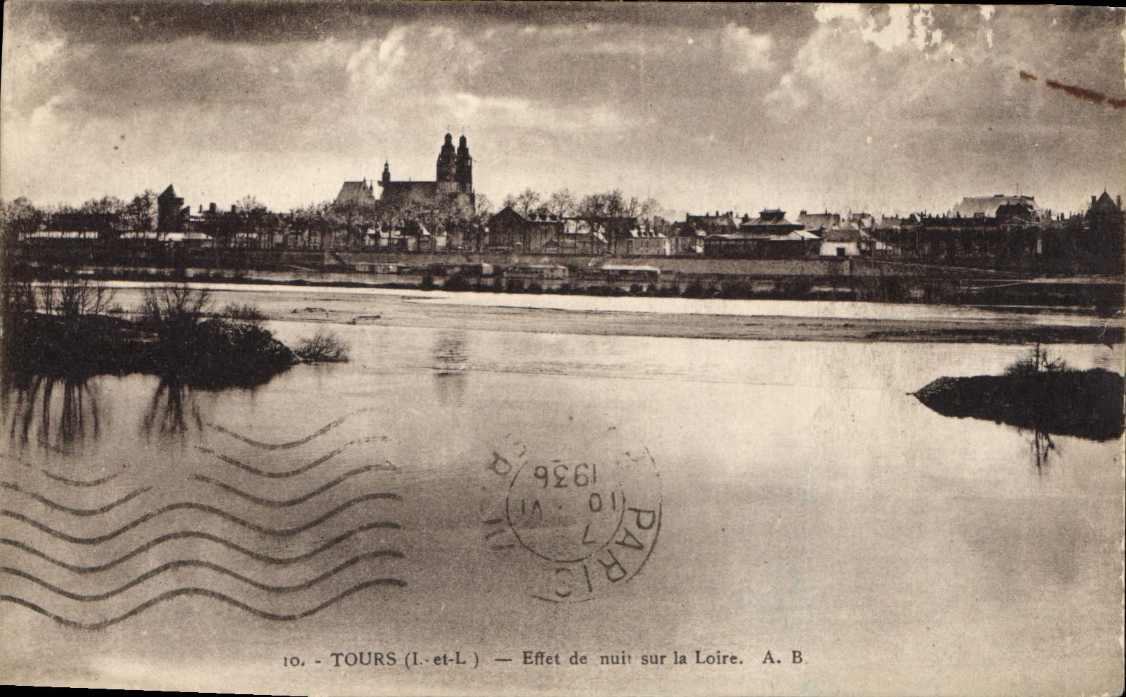 CPA Tours Effet  de nuit sur la Loire 