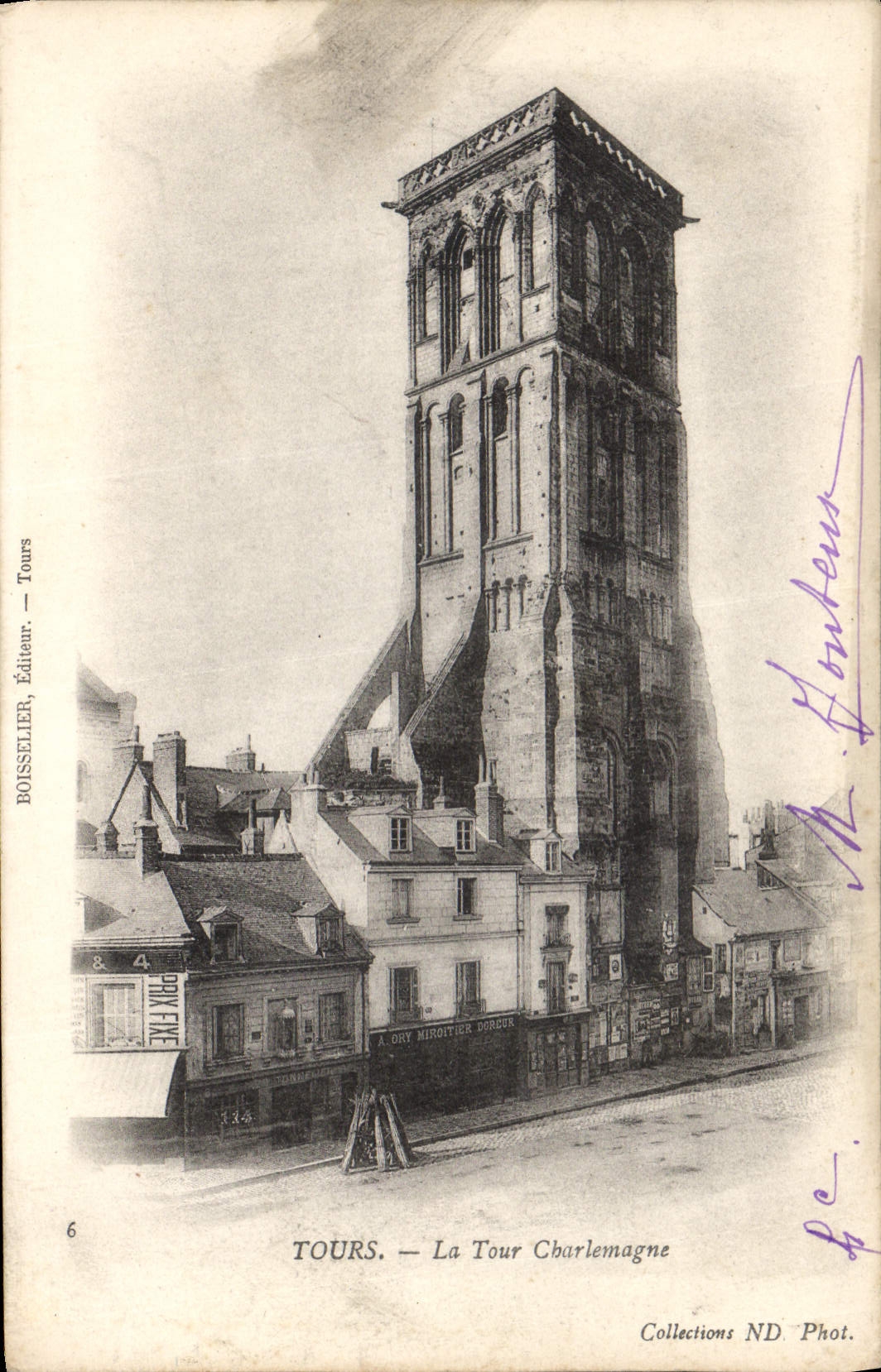 CPA Tours La Tour Charlemagne 