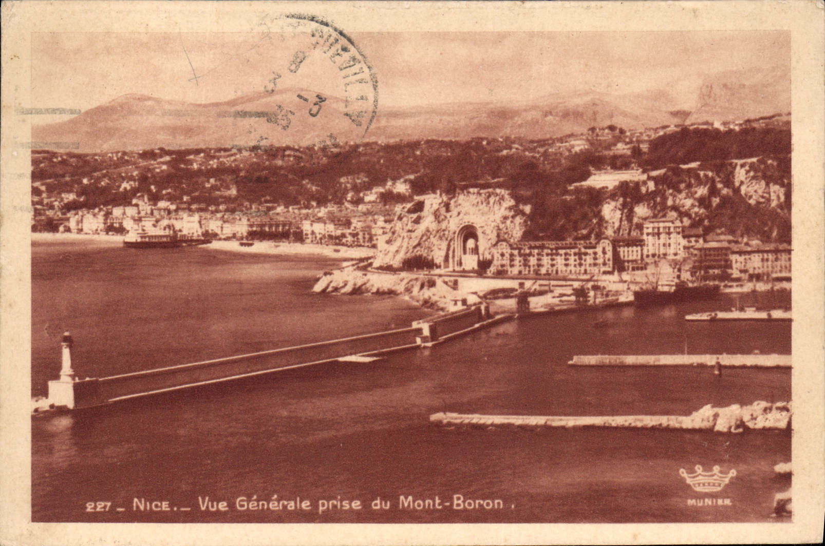 CPA Nice Vue Generale prise du Mont Boron