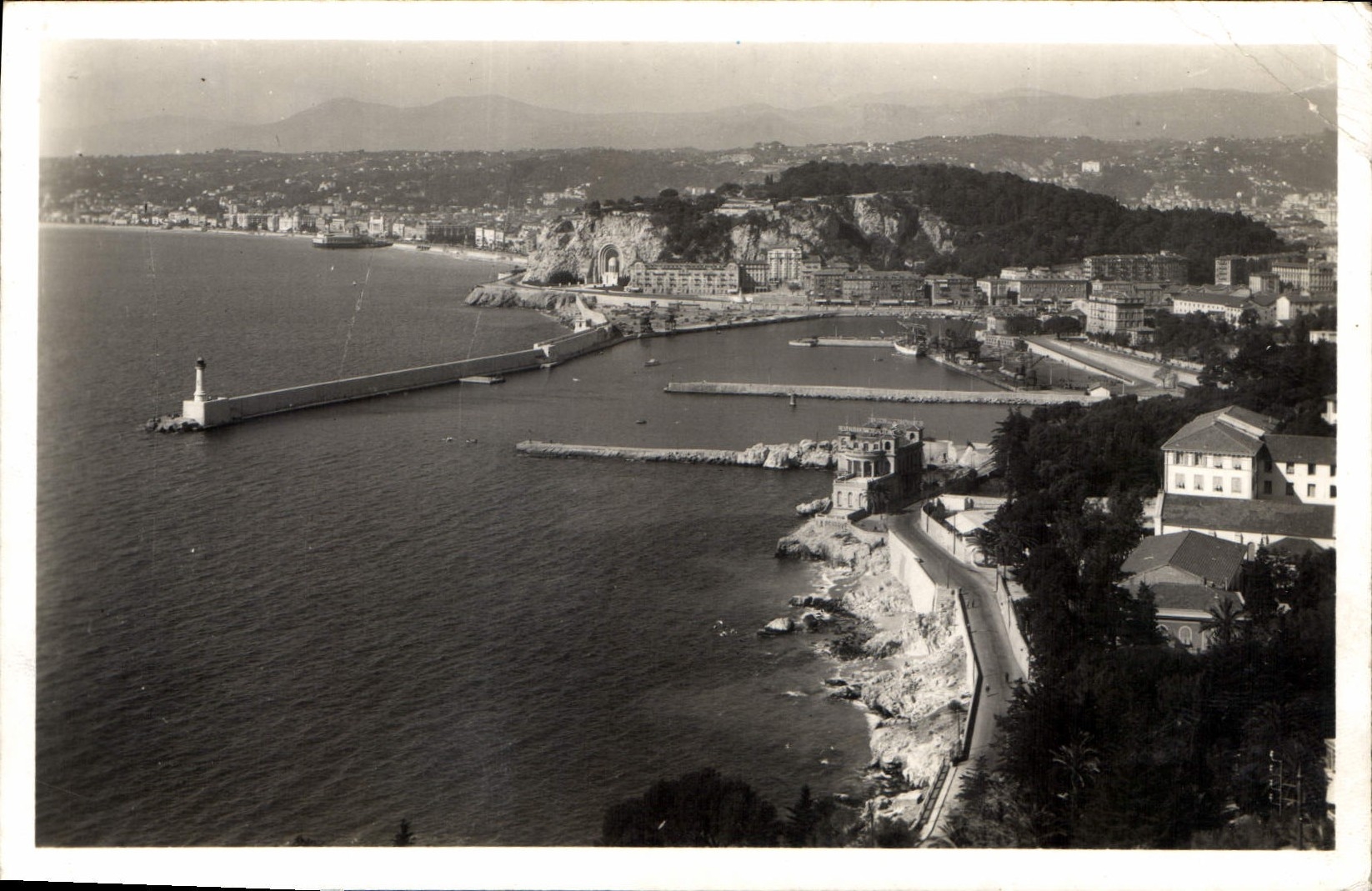 CPA Nice vue generale prise du Mont Boron 