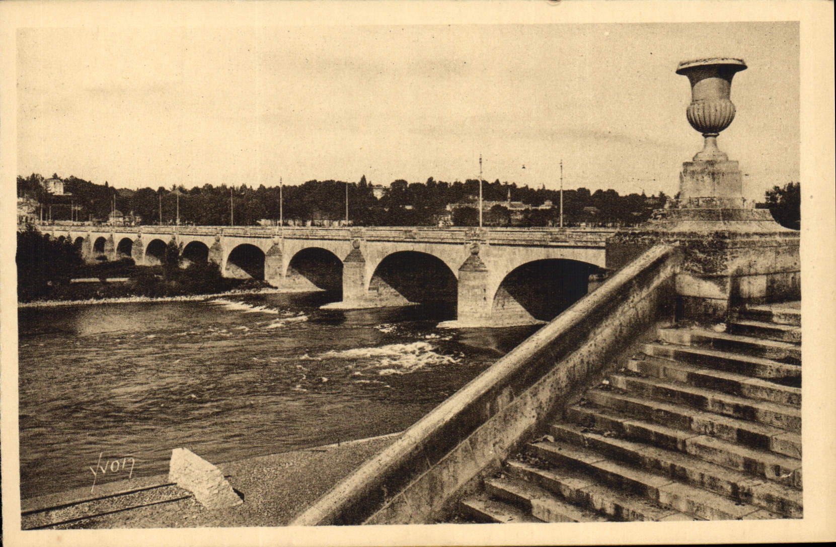 CPA Tours Le Pont de Pierre 